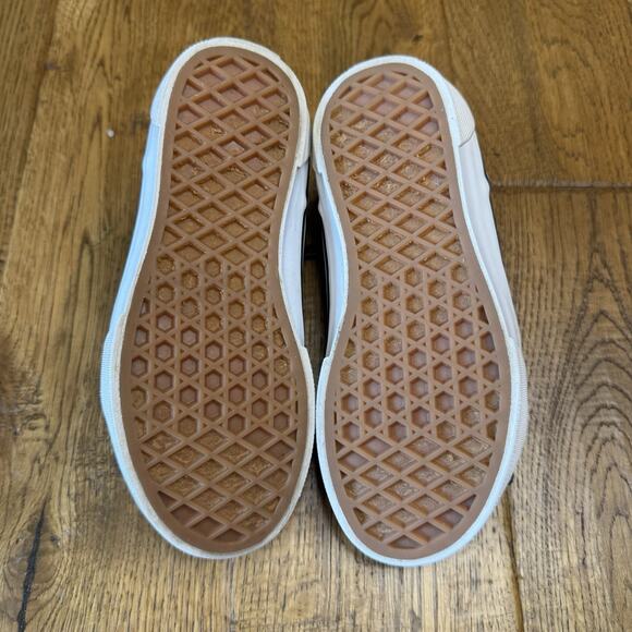 VAN's Classic Checkerboard Lace-up Skate Shoe 13 Youth Black & Grey - Picture 5 of 6